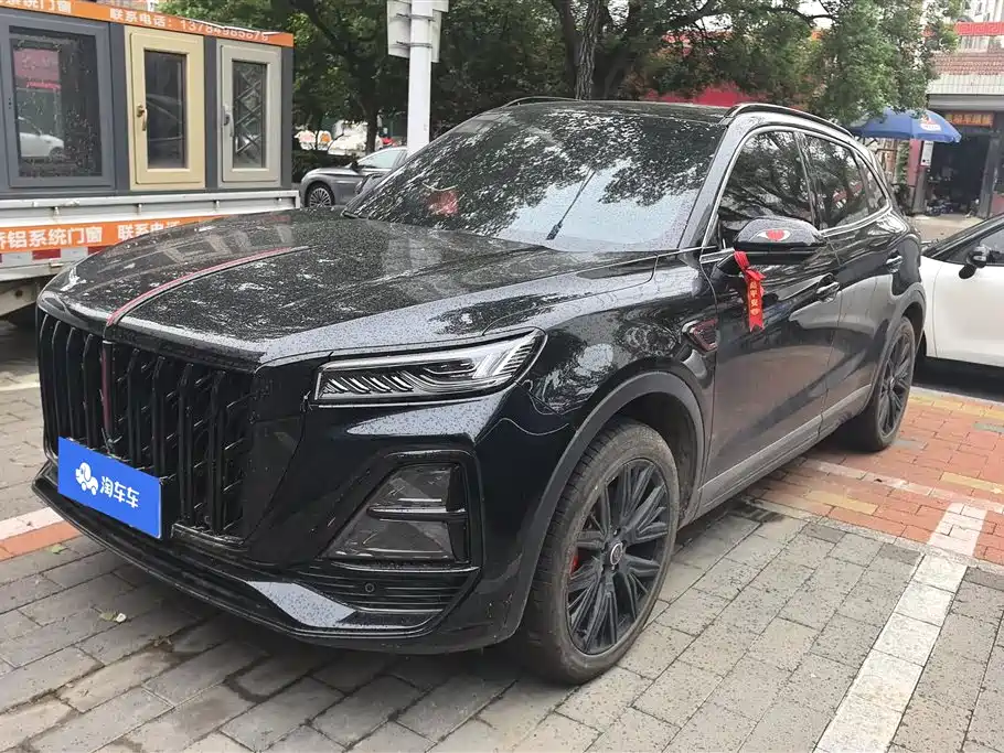 Hongqi HS5 2025