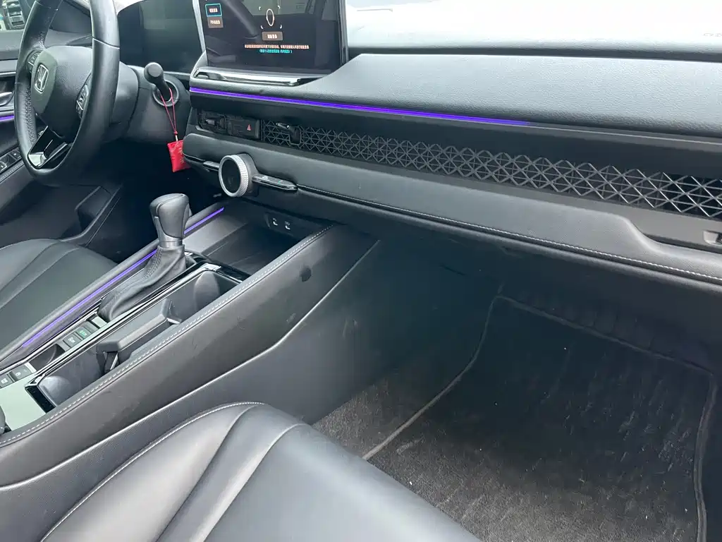 Honda Accord 2023 — фото 19