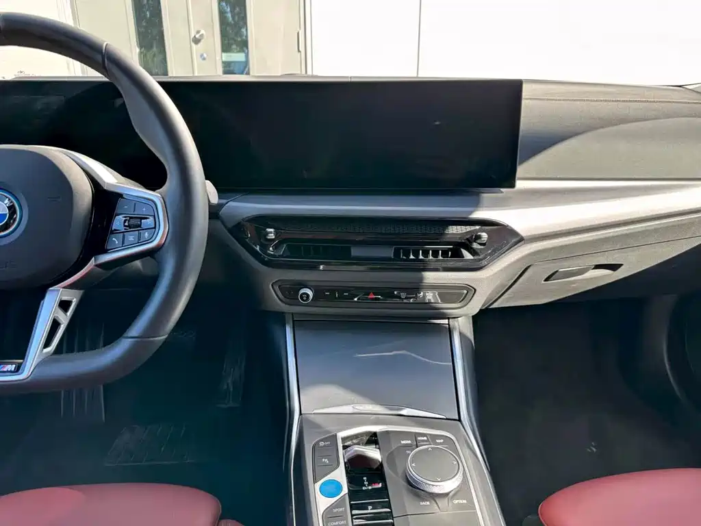 BMW i3 2025 — фото 11