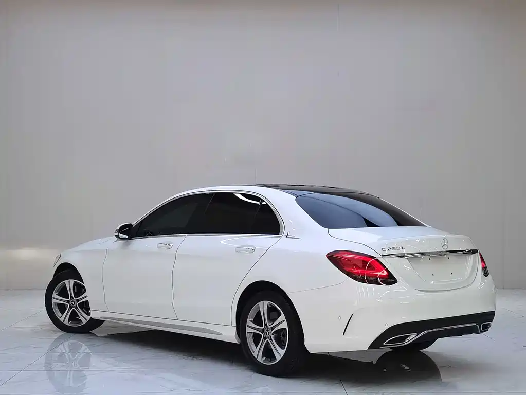 Mercedes-Benz C-Class 2021 — фото 6