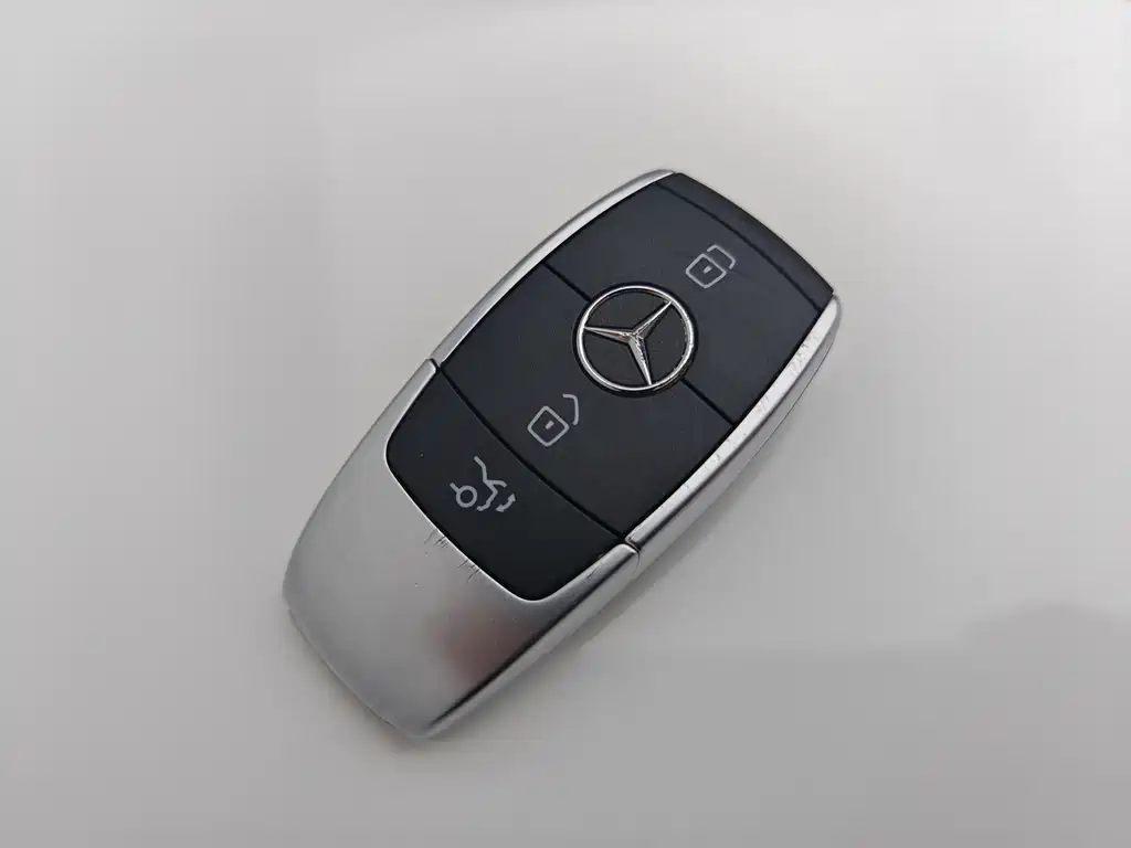 Mercedes-Benz C-Class 2021 — фото 20