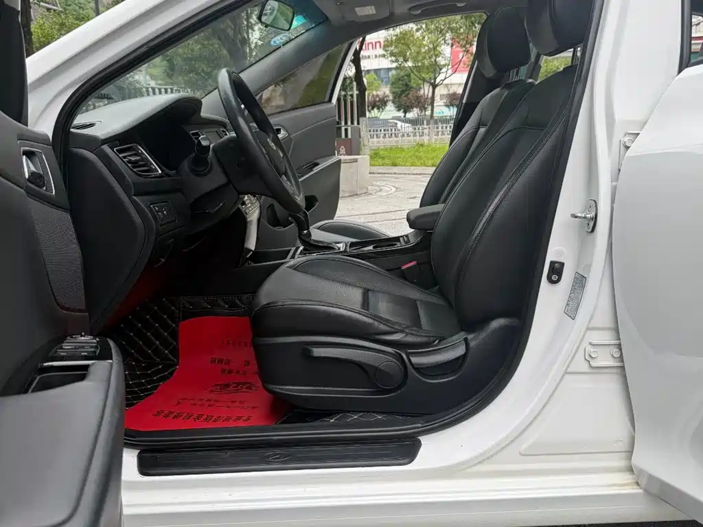 Hyundai Mistra 2016 — фото 10