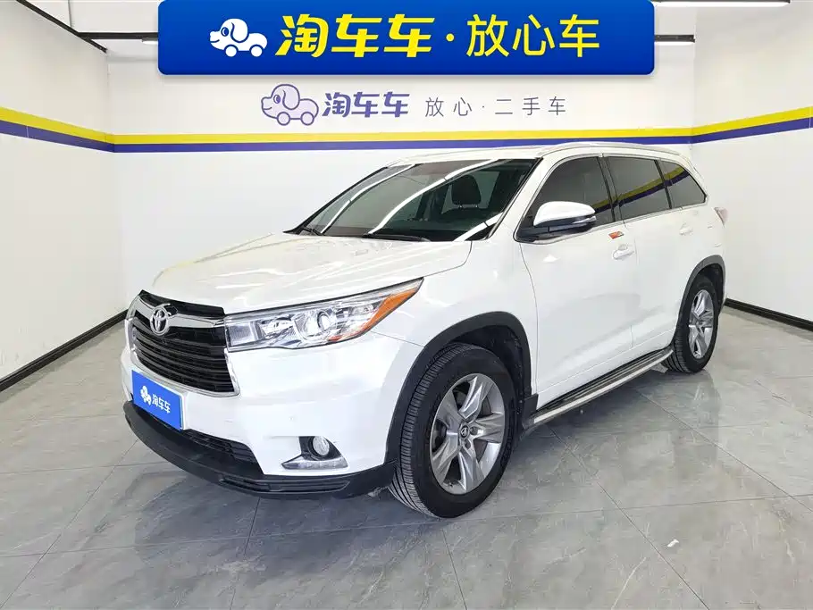 Toyota Highlander 2018 — фото 1