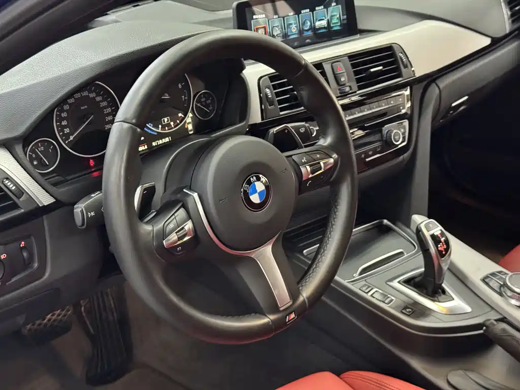 BMW 3 Series 2017 — фото 18