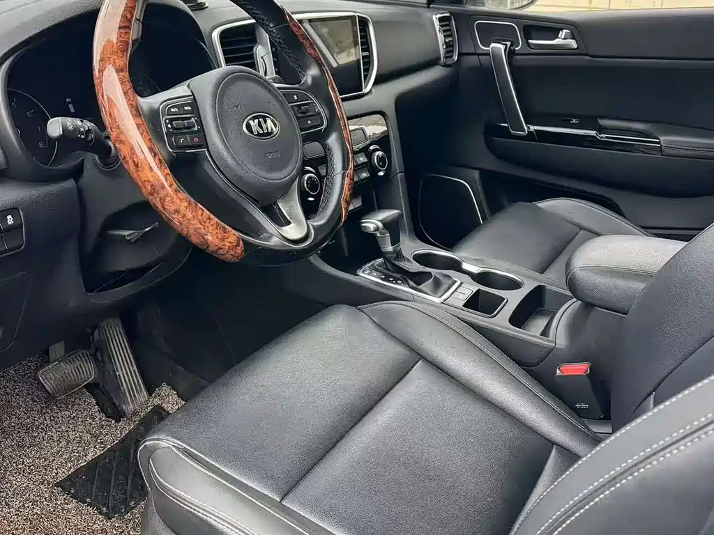 Kia KX5 2017 — фото 7