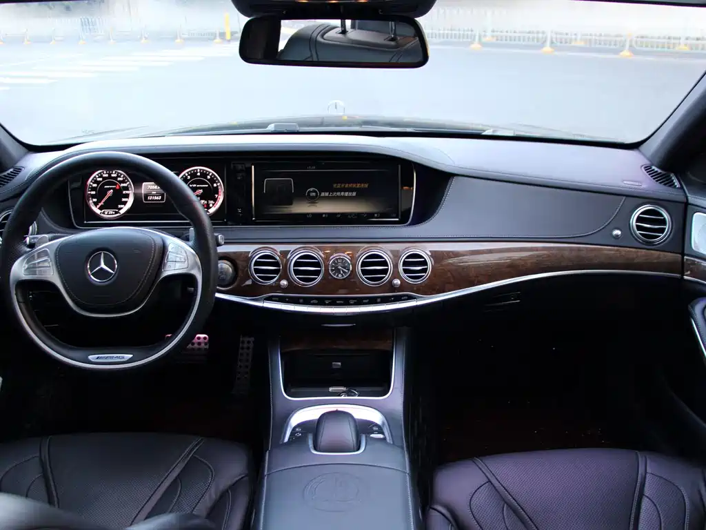 Mercedes-Benz S-Class AMG 2016 — фото 12
