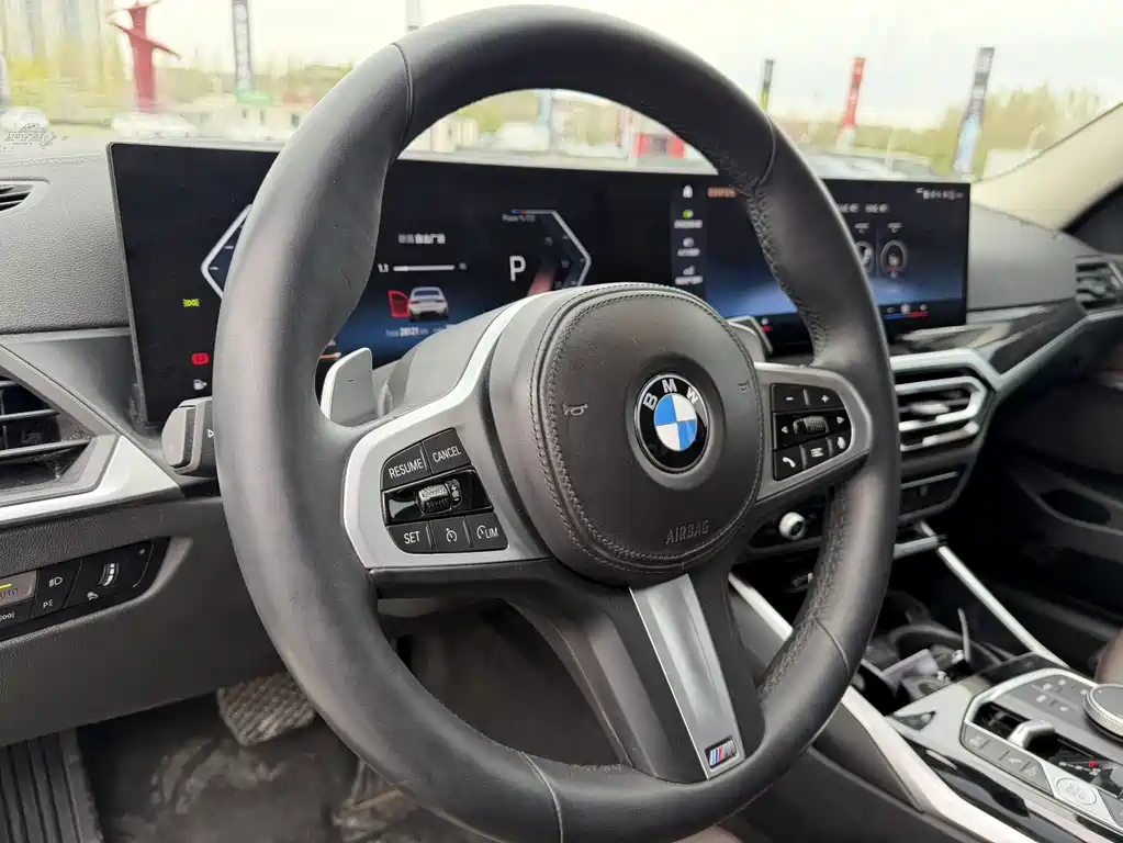 BMW 3 Series 2023 — фото 11