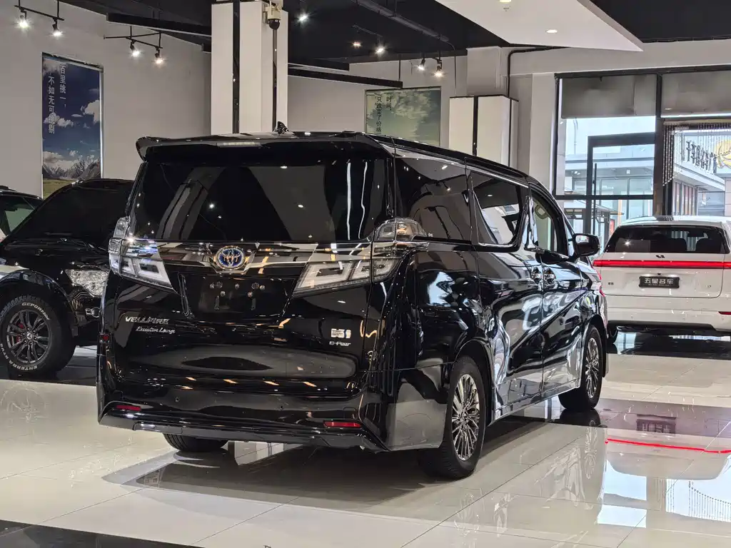 Toyota Vellfire 2021 — фото 9