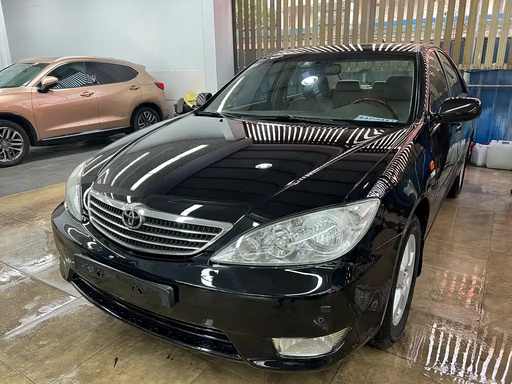 Toyota Camry 2005 — фото 1
