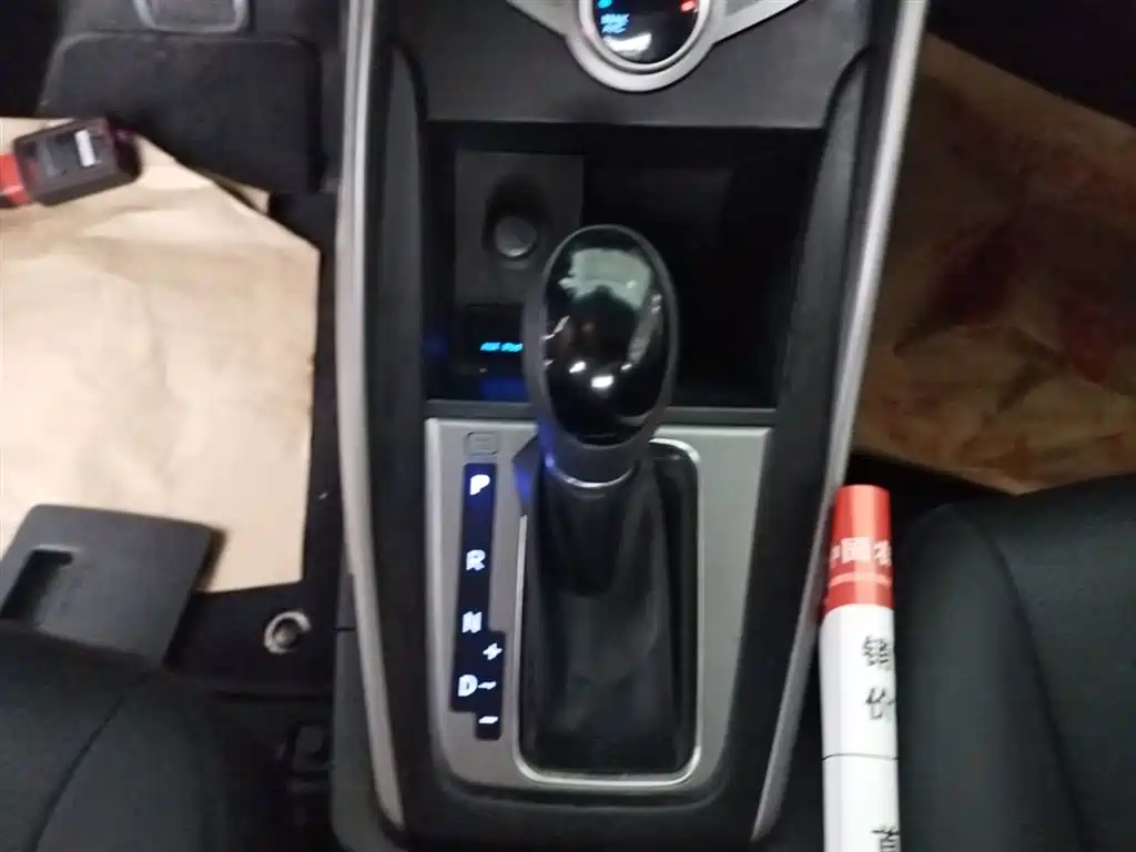 Hyundai Elantra Langdong 2016 — фото 14