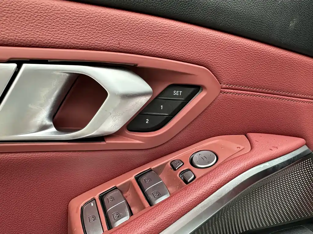 BMW 3 Series 2023 — фото 11
