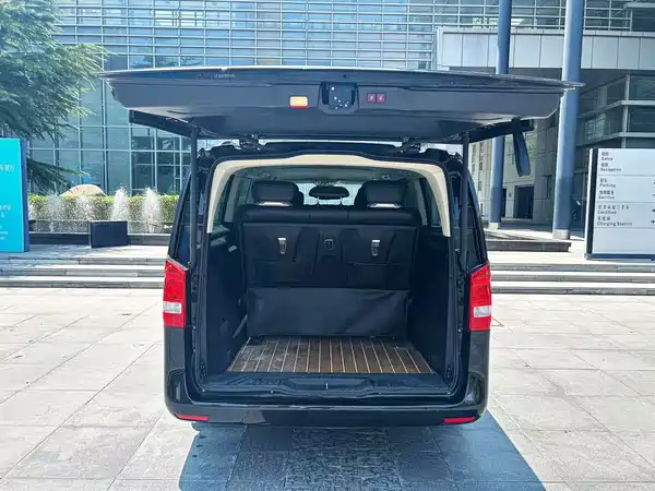 Mercedes-Benz Vito 2023