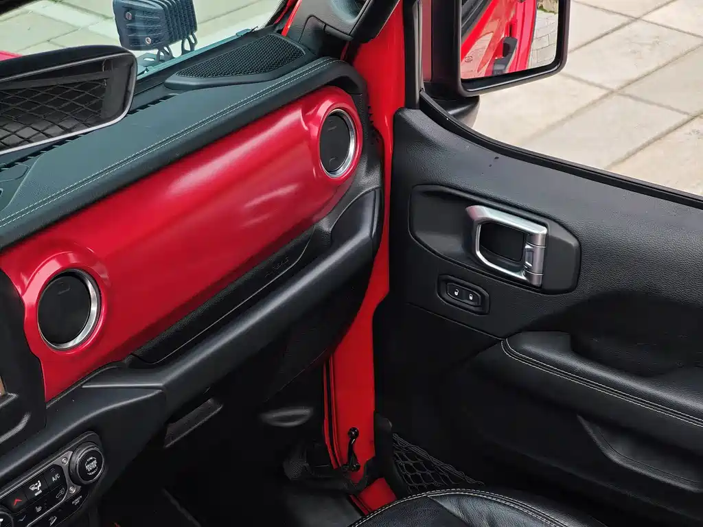 Jeep Wrangler 2020 — фото 14