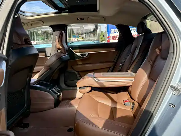 Volvo S90 2020