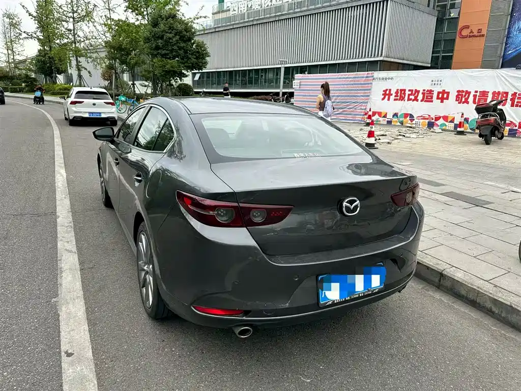 Mazda 3 Axela 2020