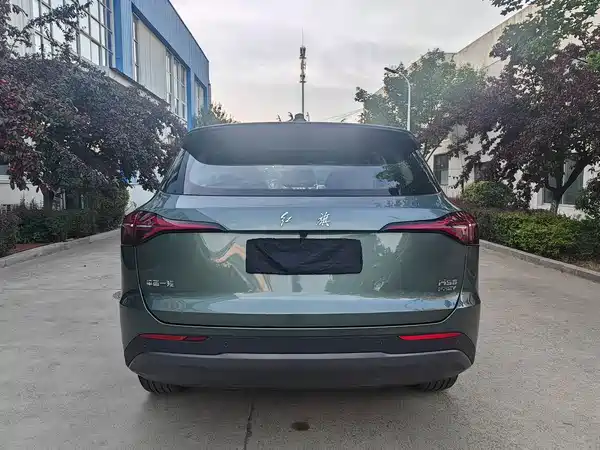 Hongqi HS6 PHEV 2026