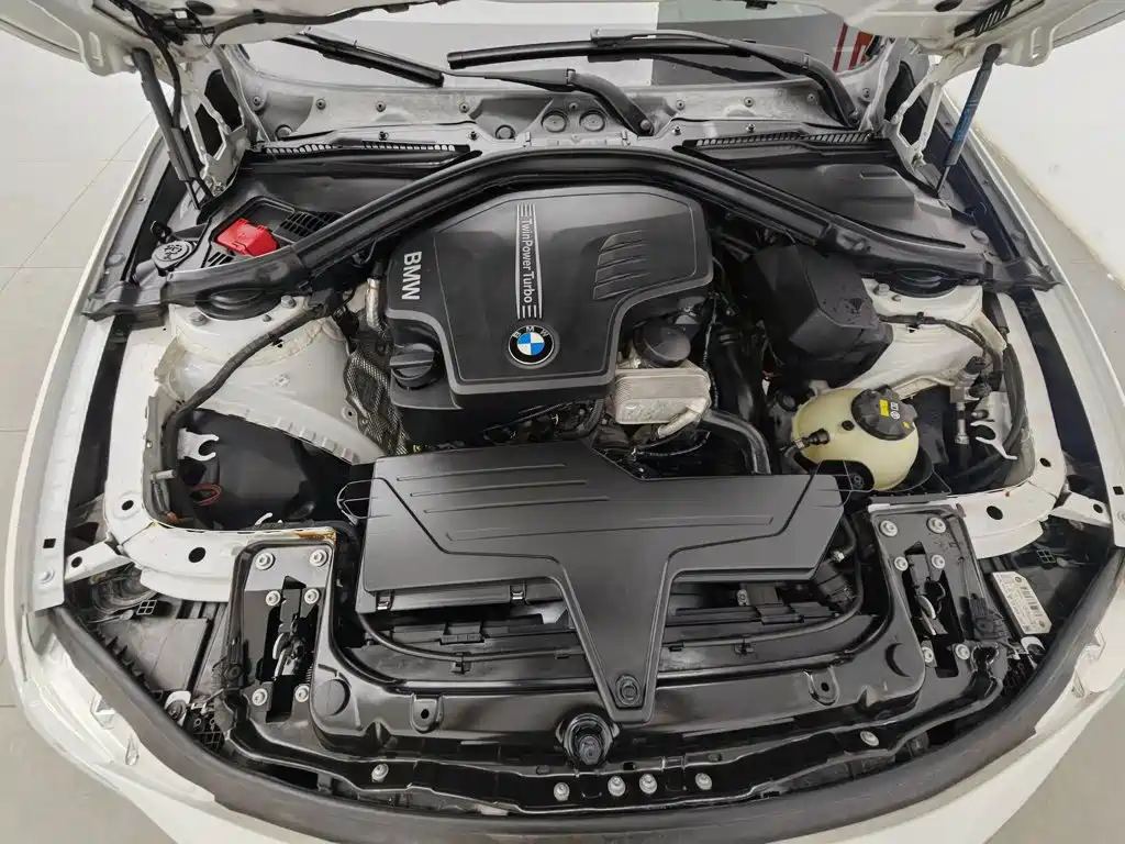 BMW 3 Series 2016