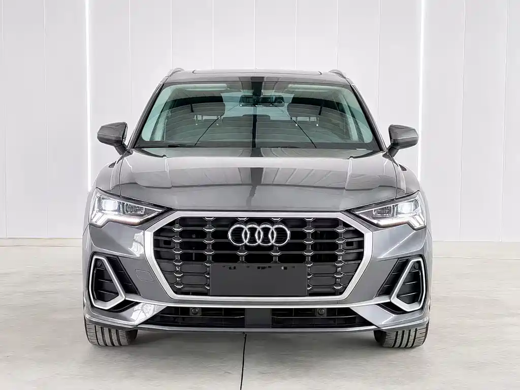 Audi Q3 2021