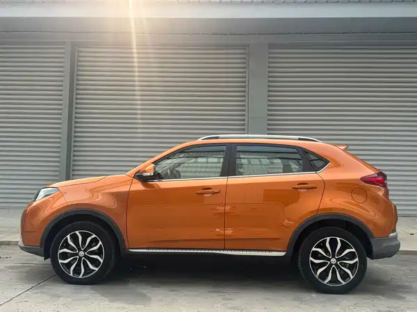 MG GS 2015