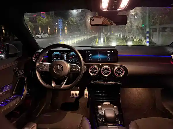 Mercedes-Benz CLA 2022