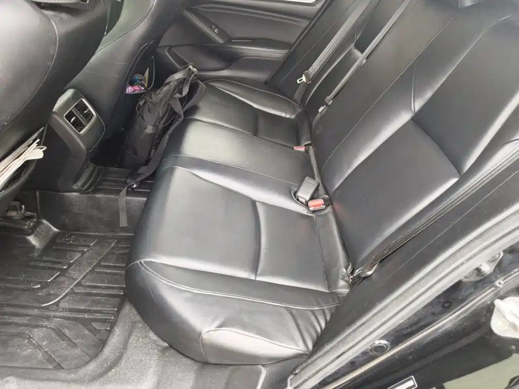Honda Accord 2020 — фото 18