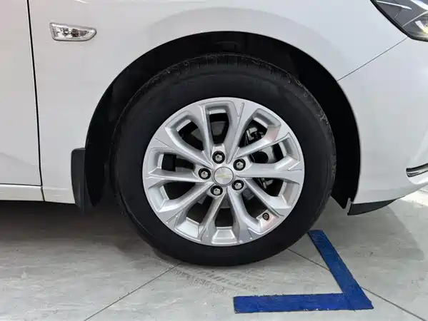 Chevrolet Monza 2024
