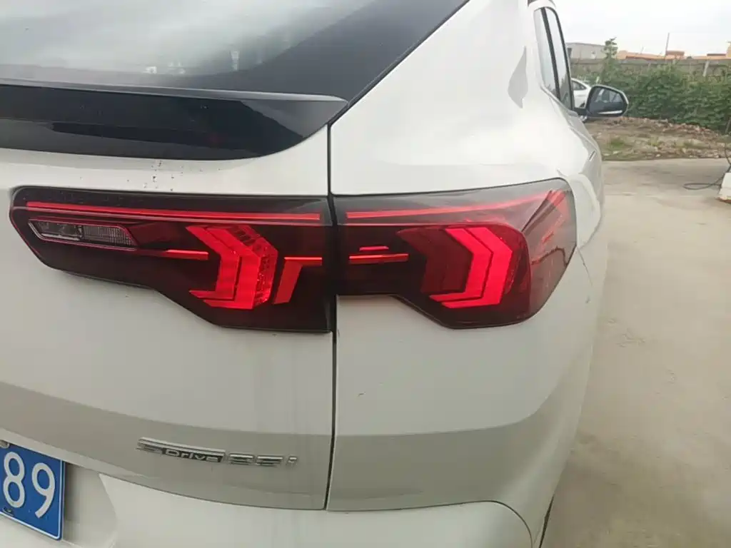BMW X2 2025 — фото 8