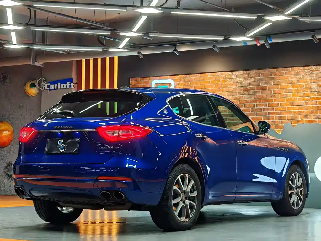 Maserati Levante 2017 — фото 34