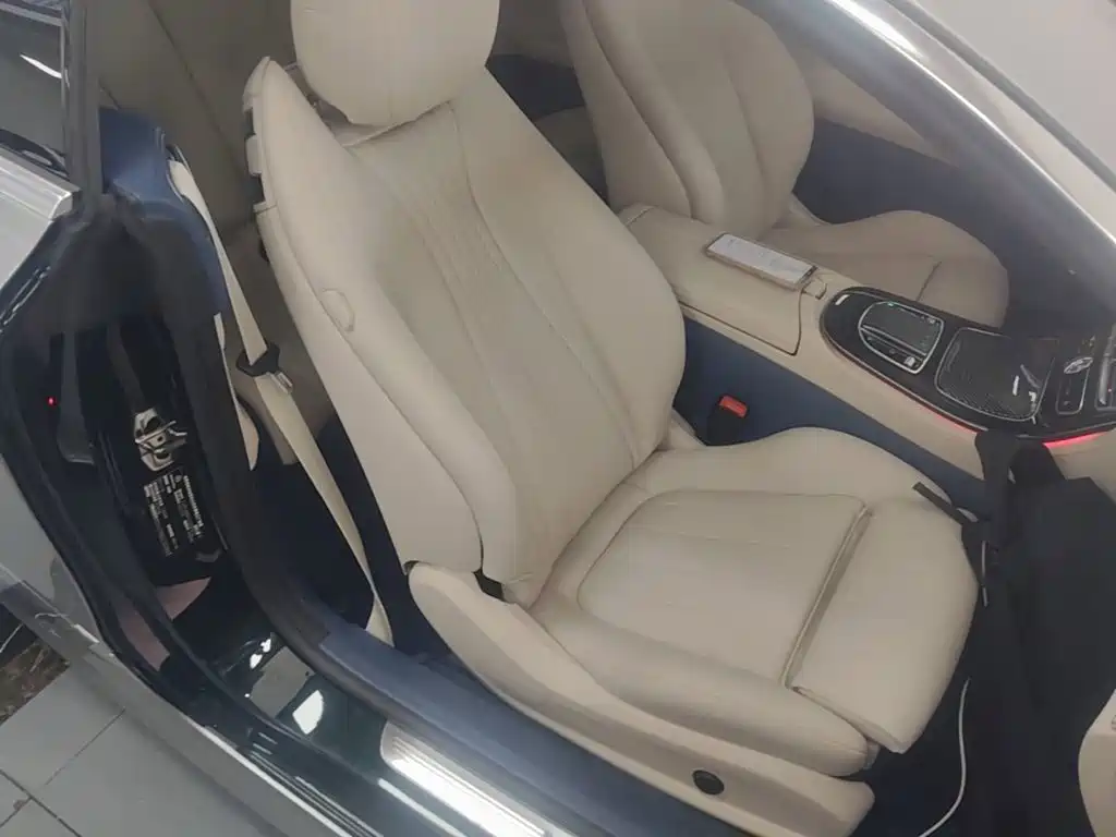 Mercedes-Benz E-Class 2020 — фото 25