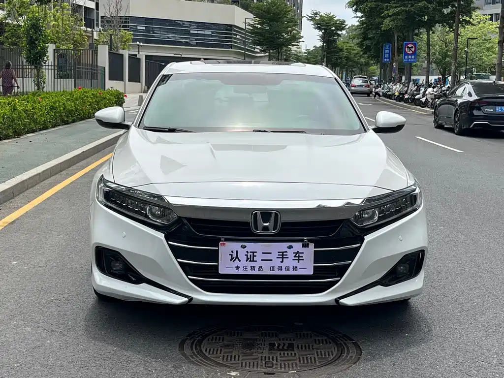 Honda Accord 2022 — фото 2