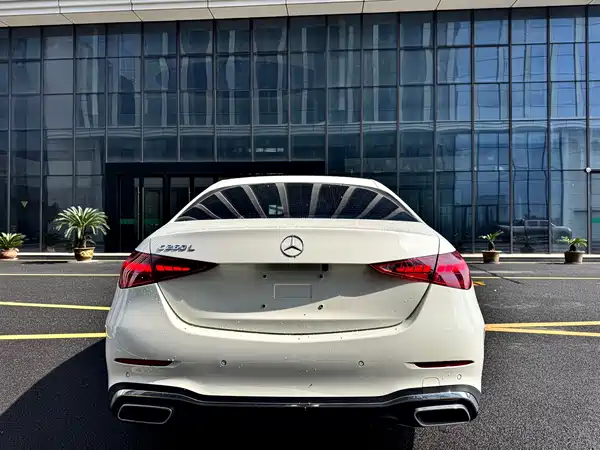 Mercedes-Benz C-Class 2022