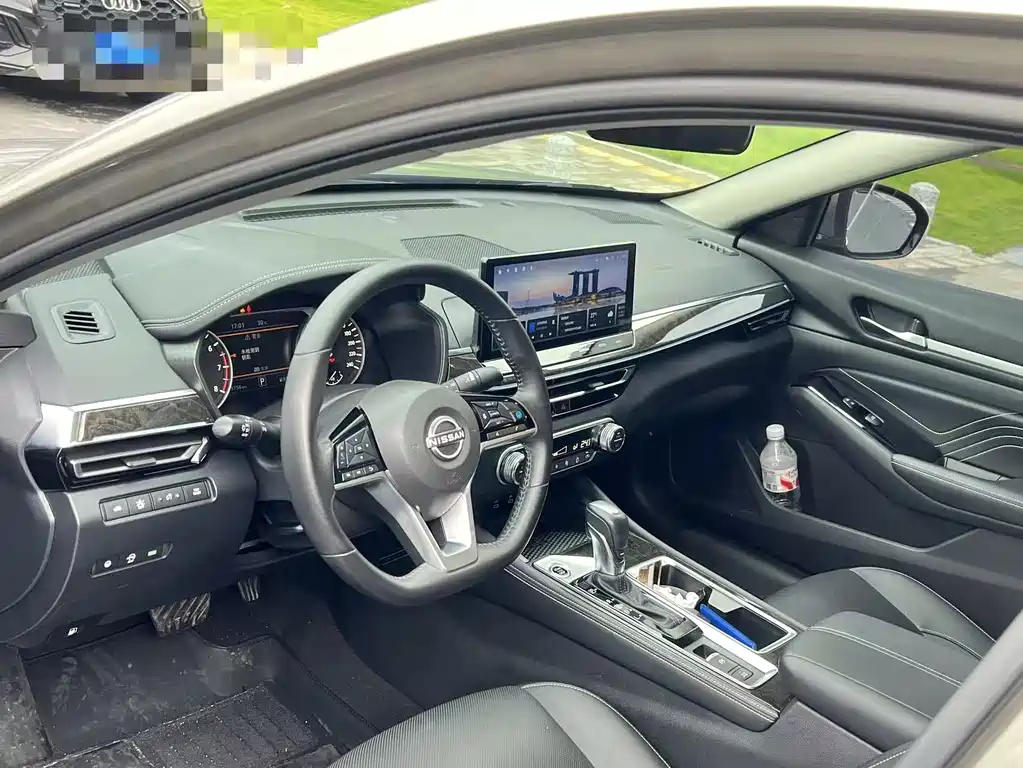 Nissan Teana 2023