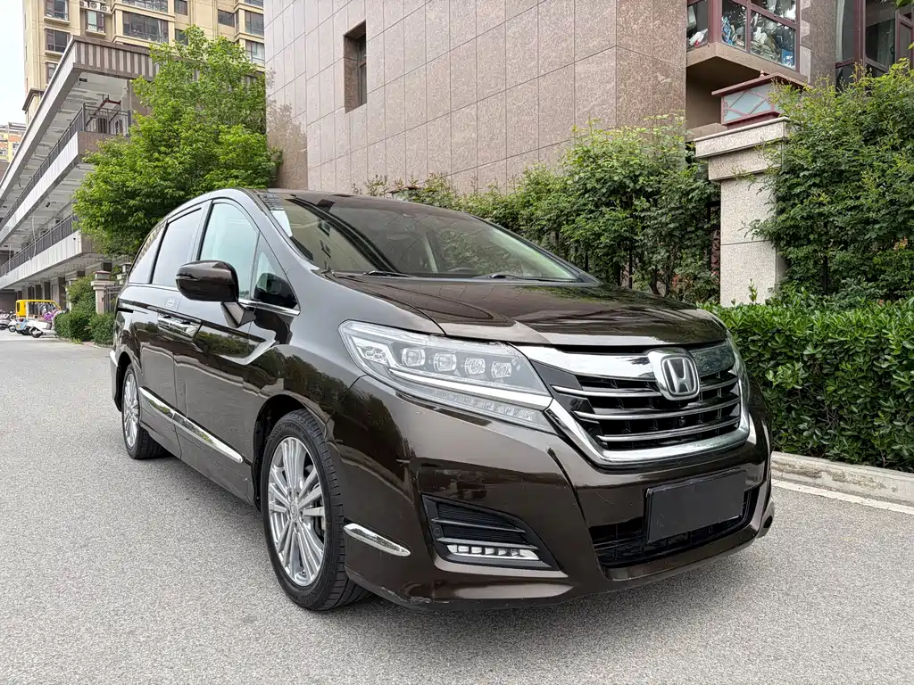 Honda Elysion 2018 — фото 3