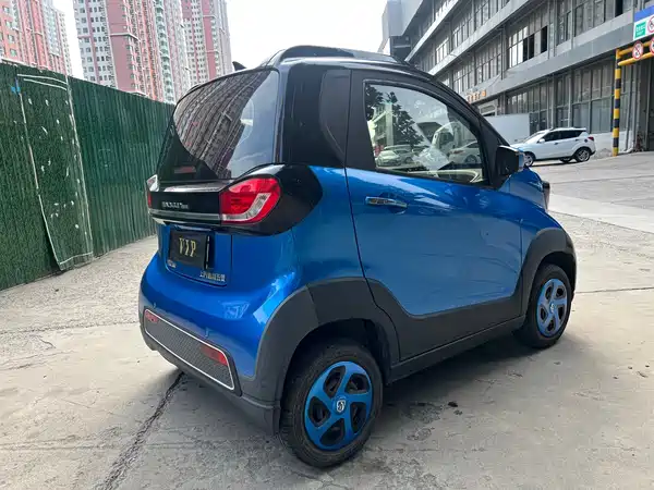 Baojun E100 2020