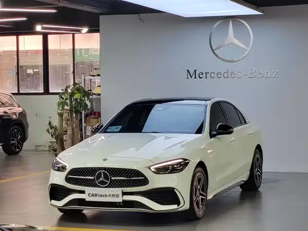 Mercedes-Benz C-Class 2024