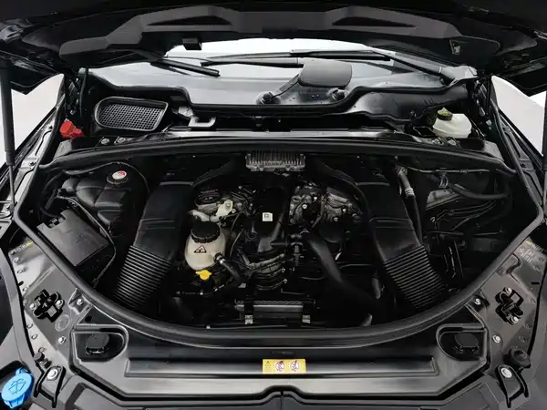 Mercedes-Benz R-Class 2016
