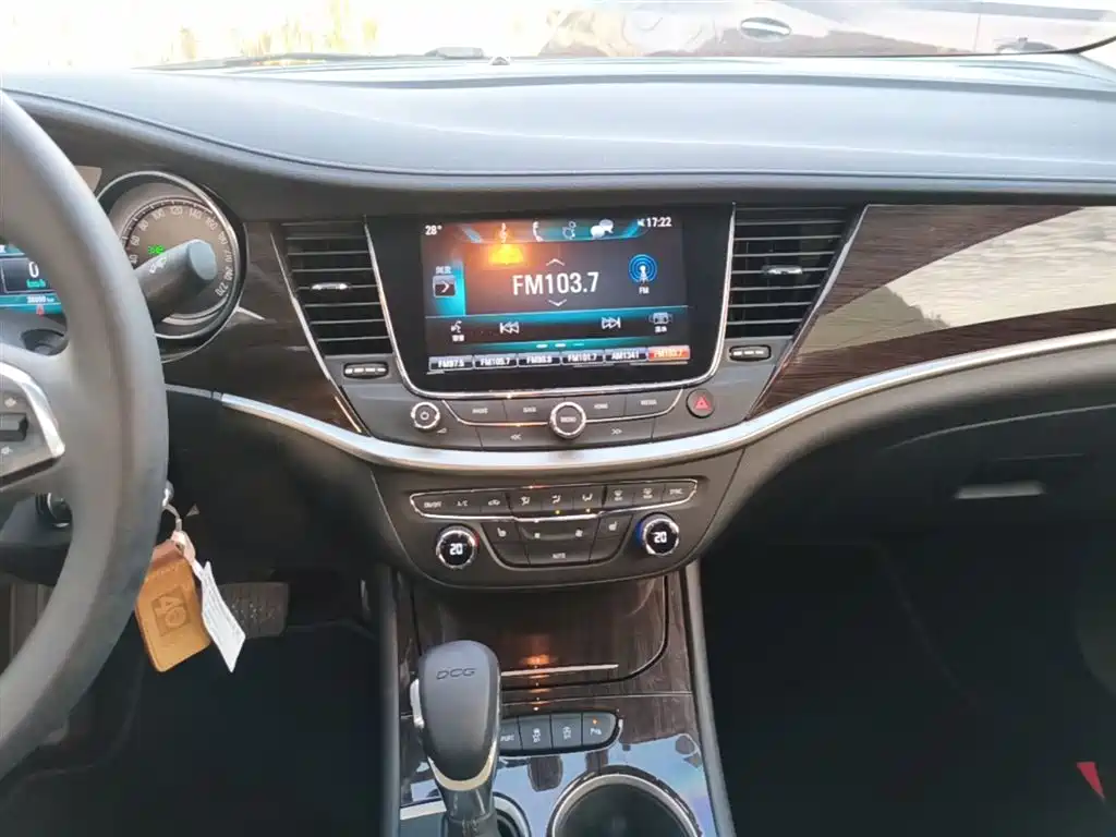 Buick Verano 2019 — фото 13