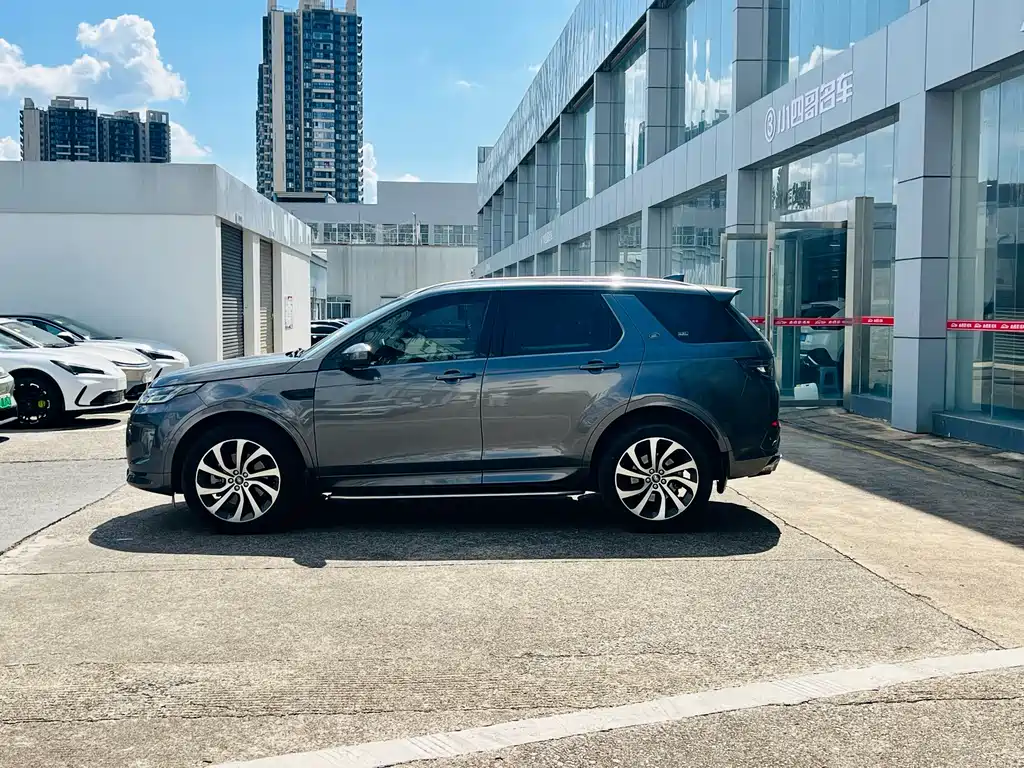 Land Rover Discovery Sport 2022 — фото 3
