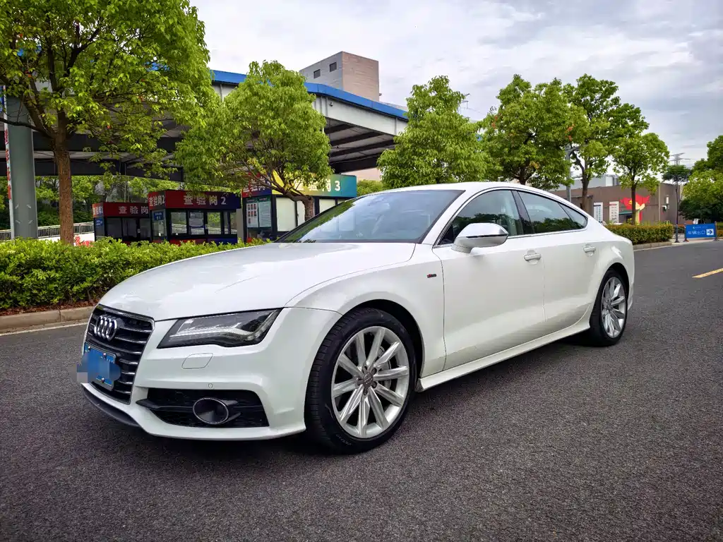 Audi A7 2012 — фото 1