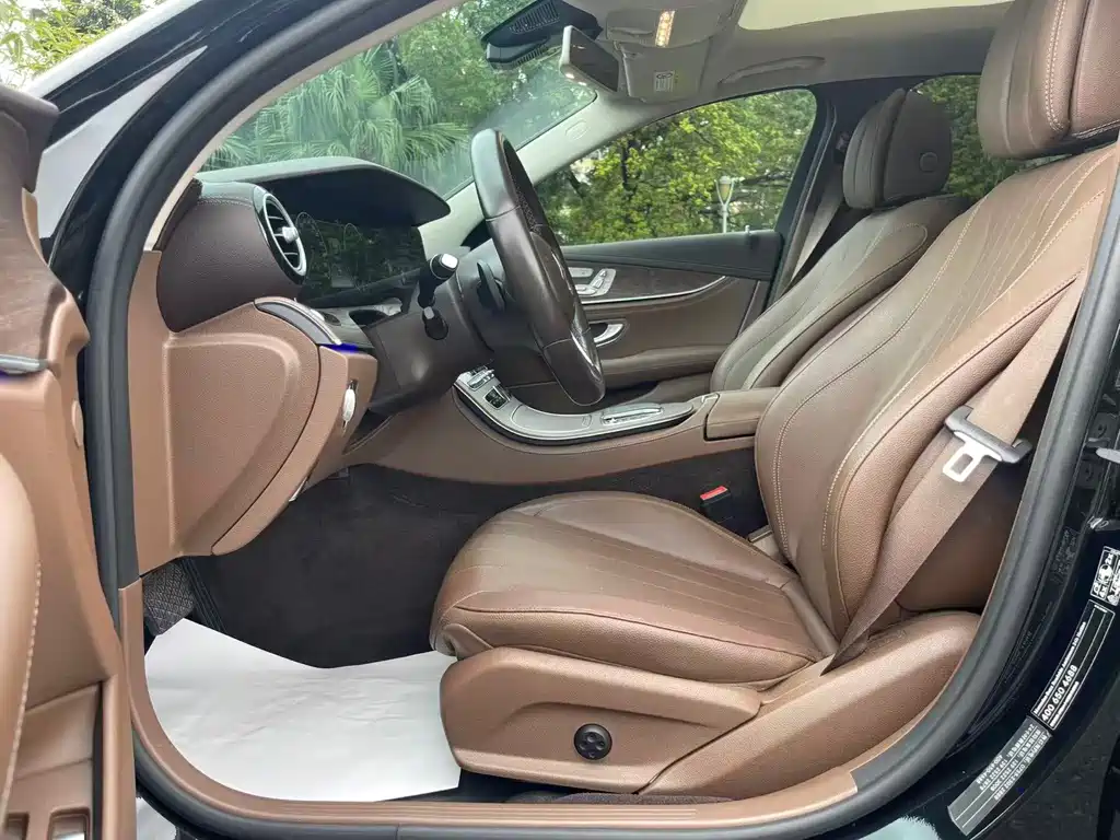 Mercedes-Benz E-Class New Energy 2020 — фото 4
