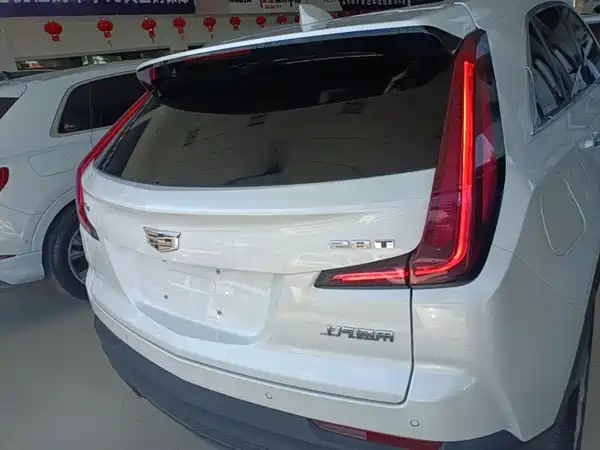 Cadillac XT4 2021