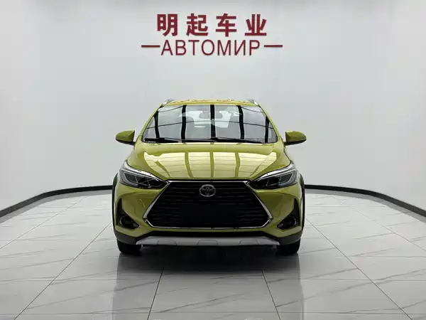 Toyota Yaris L 2022