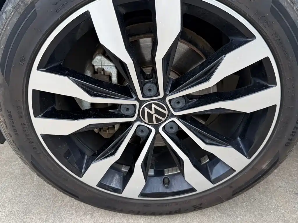 Volkswagen T-Roc 2021 — фото 19