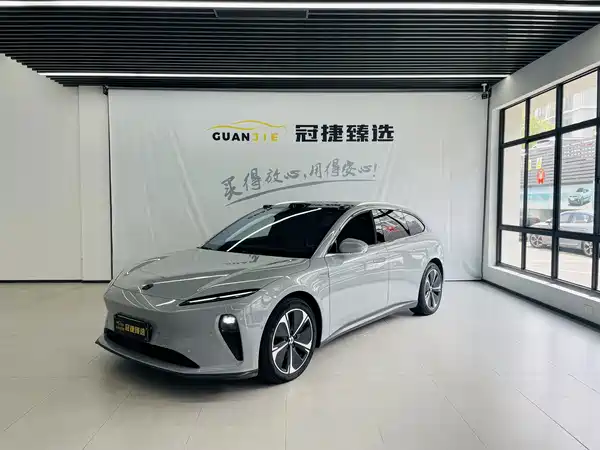 NIO ET5T 2024