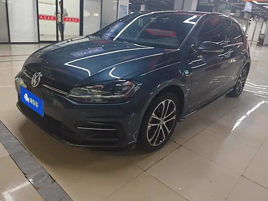 Volkswagen Golf 2020