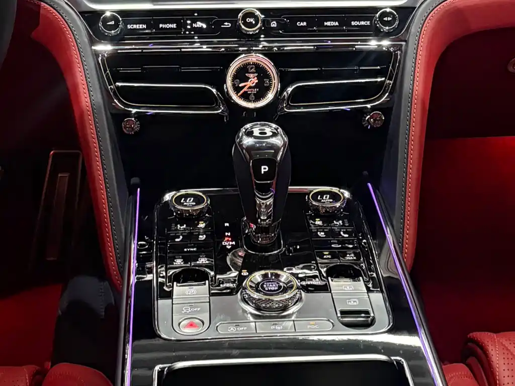 Bentley Flying Spur 2023