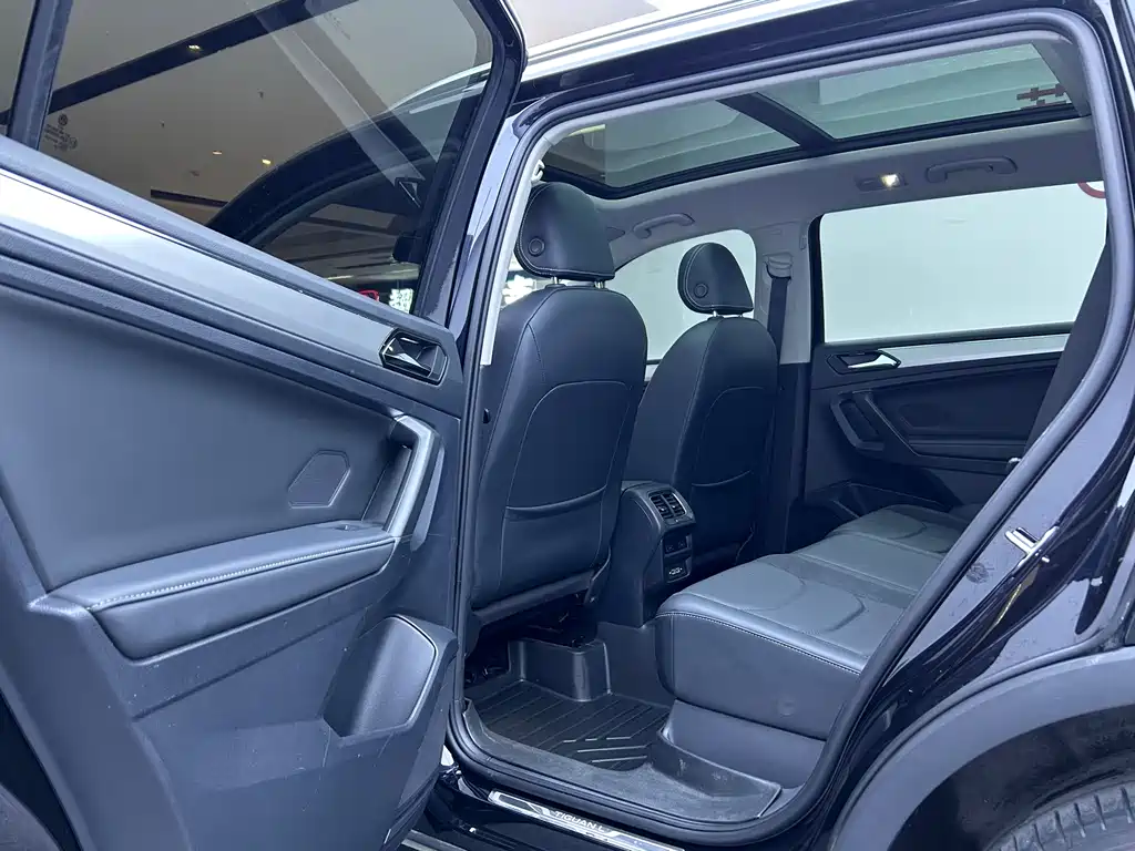 Volkswagen Tiguan L 2021