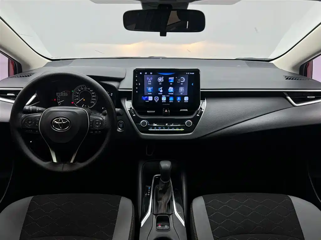 Toyota Corolla 2021 — фото 17