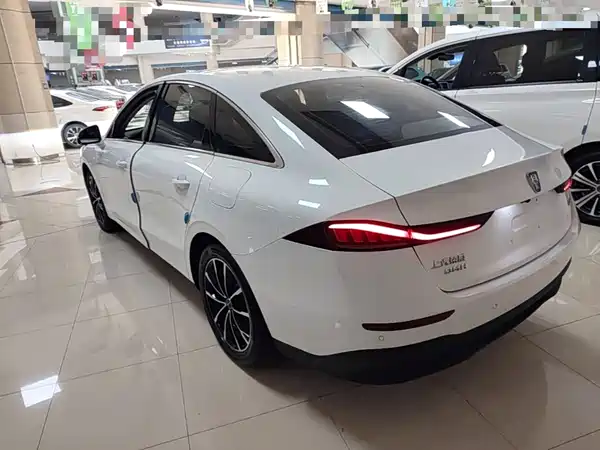Roewe D7 2024