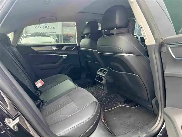 Audi A7L 2024